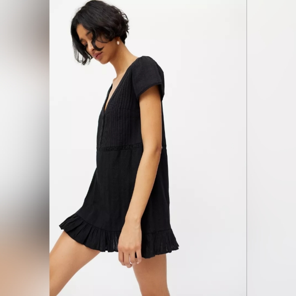 NWT UO URBAN OUTFITTERS Bria Pleated Frock cotton mini Dress Small